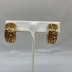 Joan Rivers gold plated textured huggie earrings